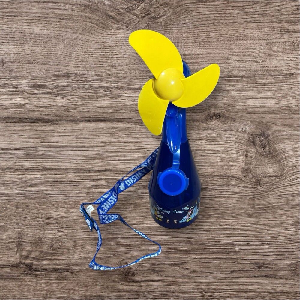 Disney Parks Mickey Mouse Misting Fan Cooling‎ Water Spray Bottle With Lanyard